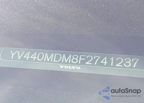 2015 Volvo Xc60 T5 Platinum from USA, damaged, VIN YV440MDM8F2741237